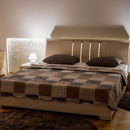 Onlviv Apartments Teatralna 23 Bagian luar foto