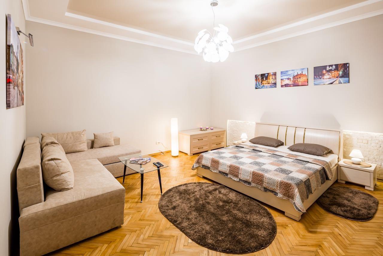 Onlviv Apartments Teatralna 23 Bagian luar foto